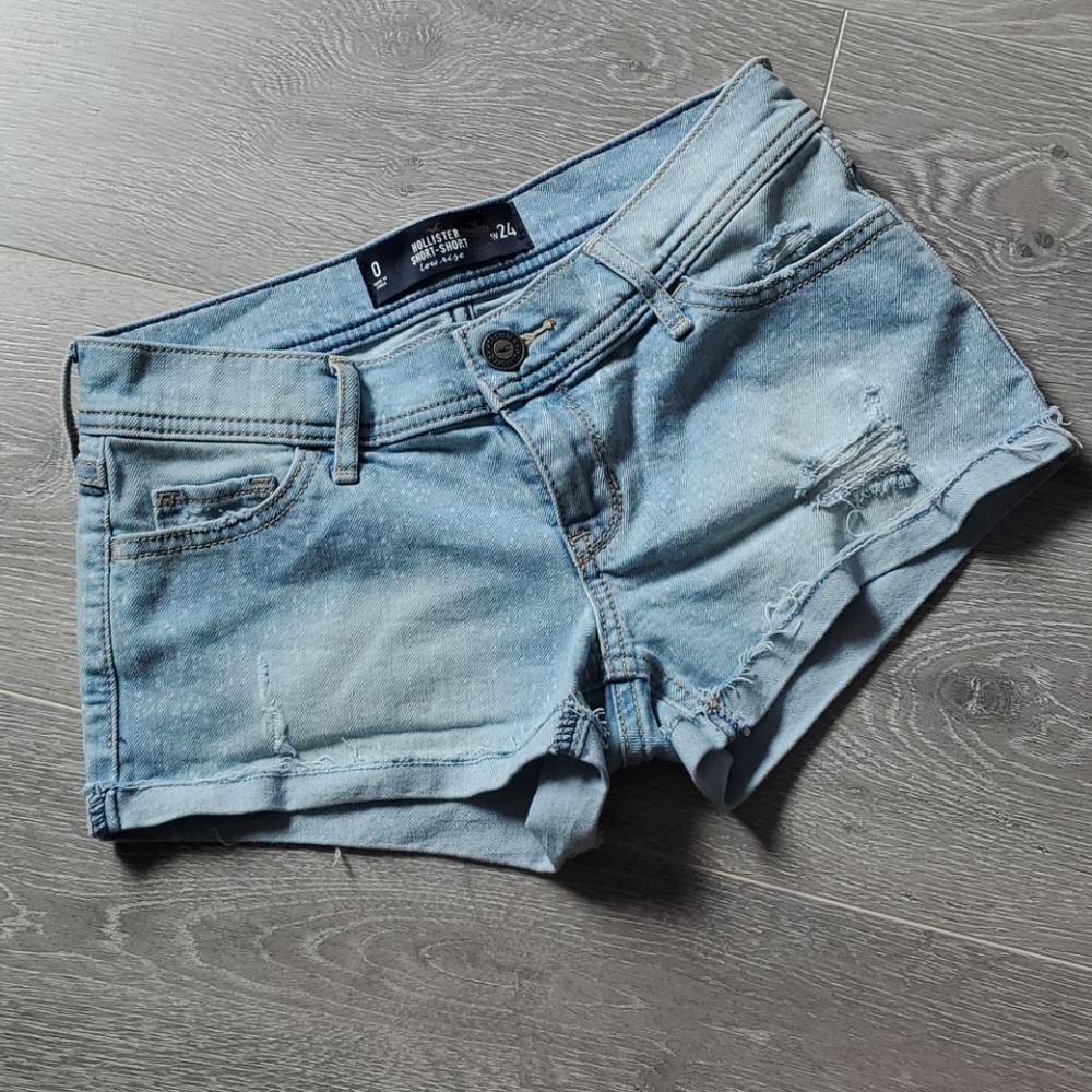 Hollister women's shorts